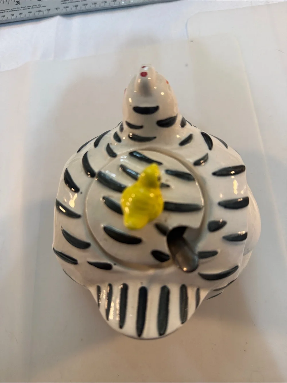 Vintage Ceramic Hen Salt & Pepper Shaker Set with Yellow Chick Accent